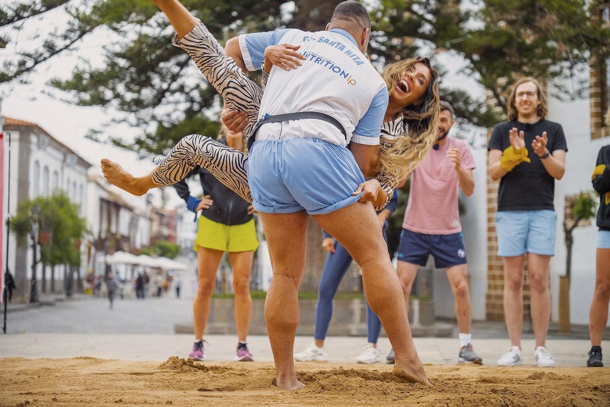 Un momento del rodaje del 'reality' "Discovering Canary Islands".
