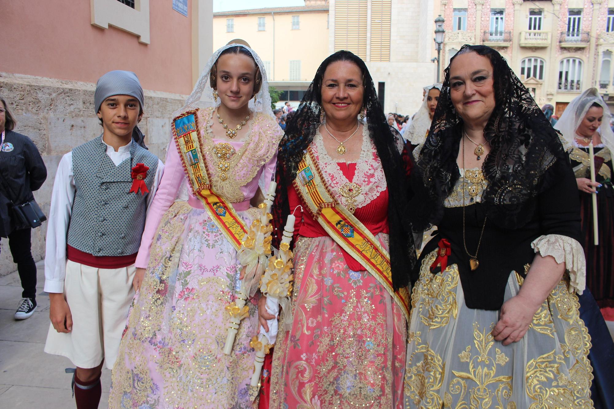 La fuerza de las Fallas en la Procesión de la Virgen (II)