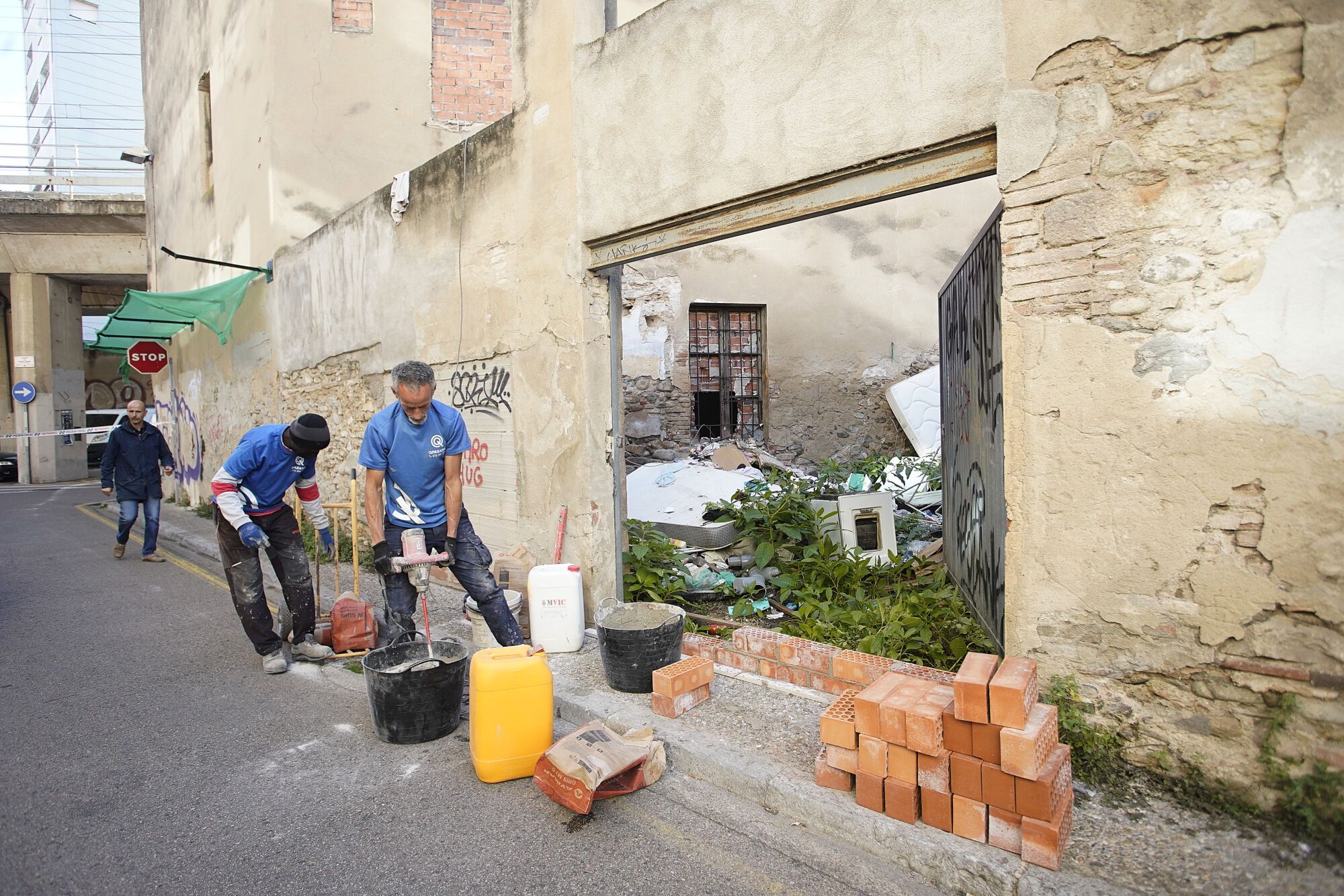 Girona carrer Tomàs Mieres desallotjament edifici ocupat