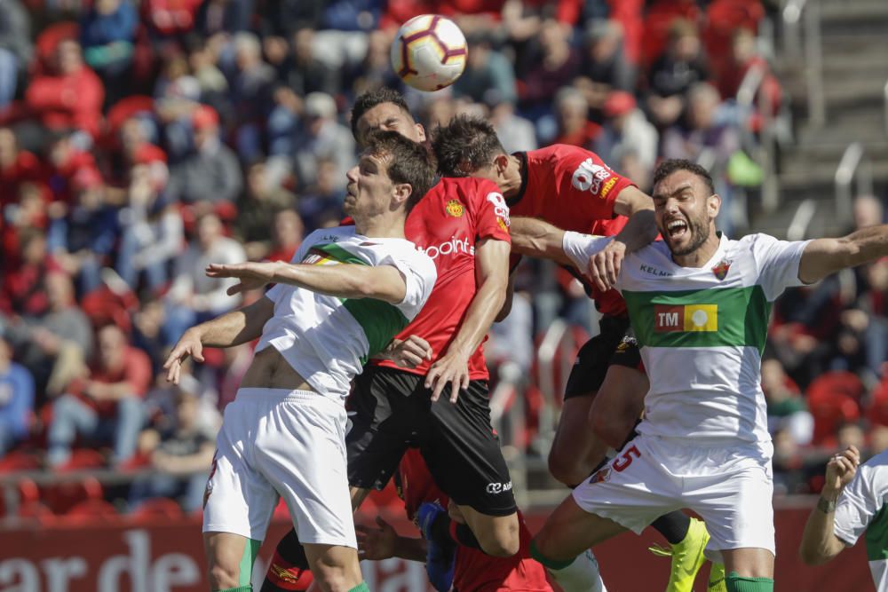 El Elche se lleva un valioso punto de Son Moix