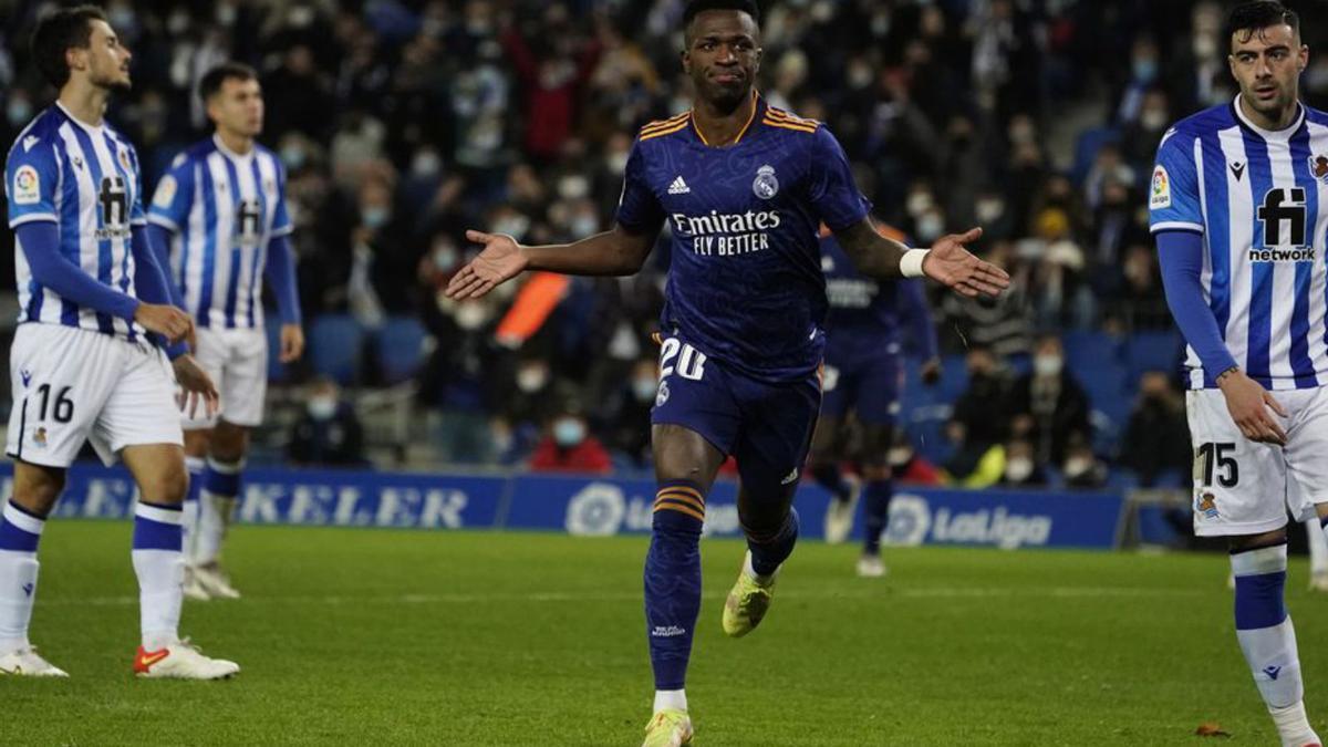 Vinicius celebra su gol a la Real. |  // REUTERS