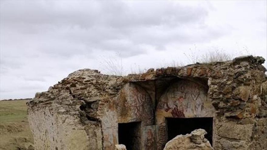 La ermita de San Jorge se derrumba a la espera de la actuación de Patrimonio