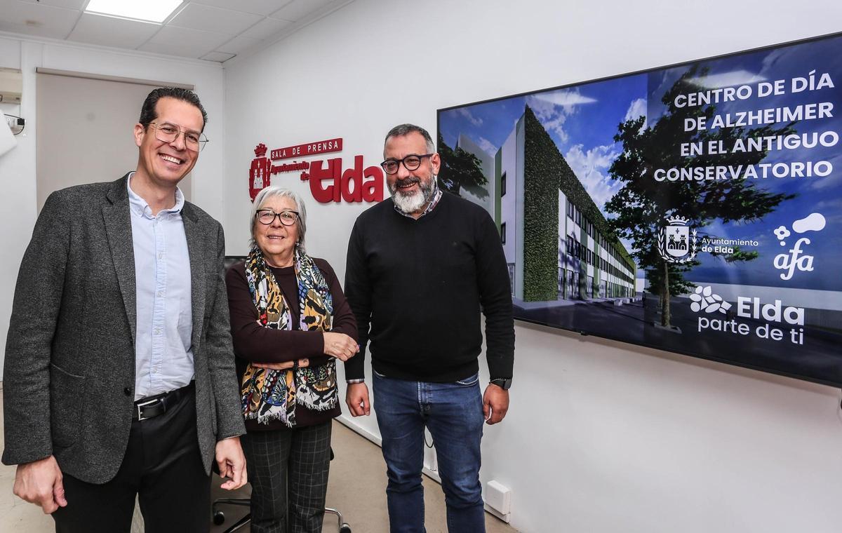 El alcalde, la presidenta de AFA y el edil de Espacio Público, este martes