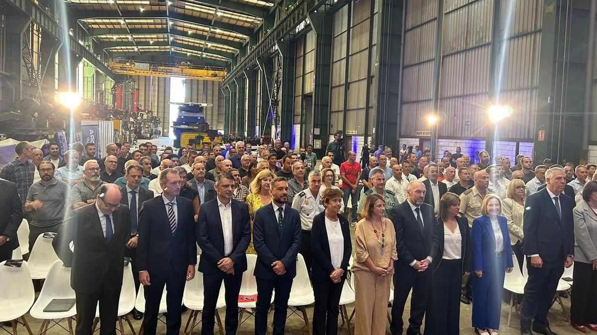 Acto de la firma de compra de Indra de DF Calderería Pesada en Gijón