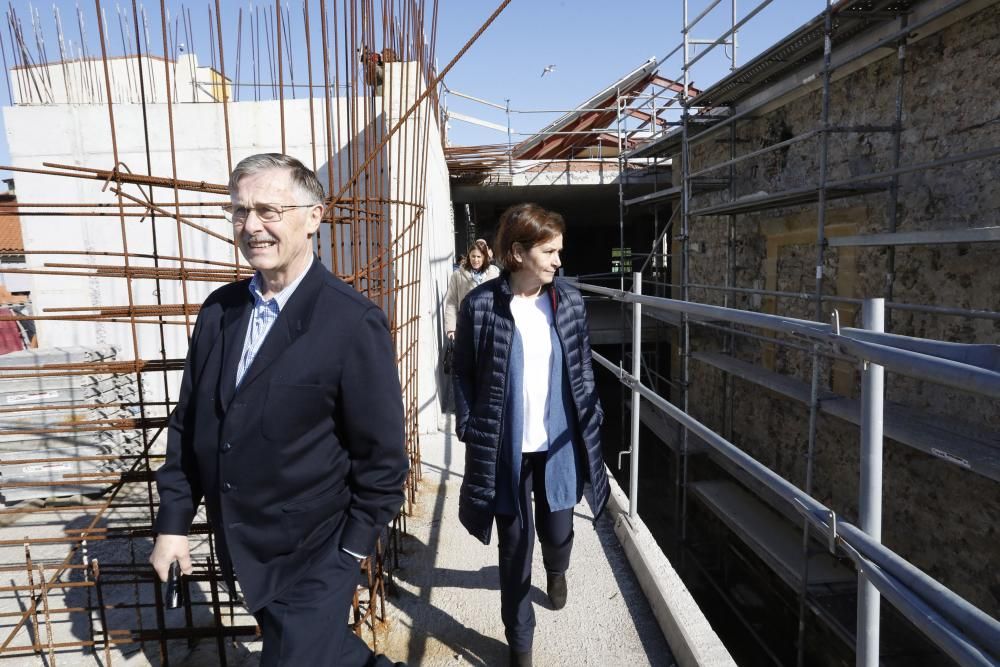 Visita al edificio de Tabacalera