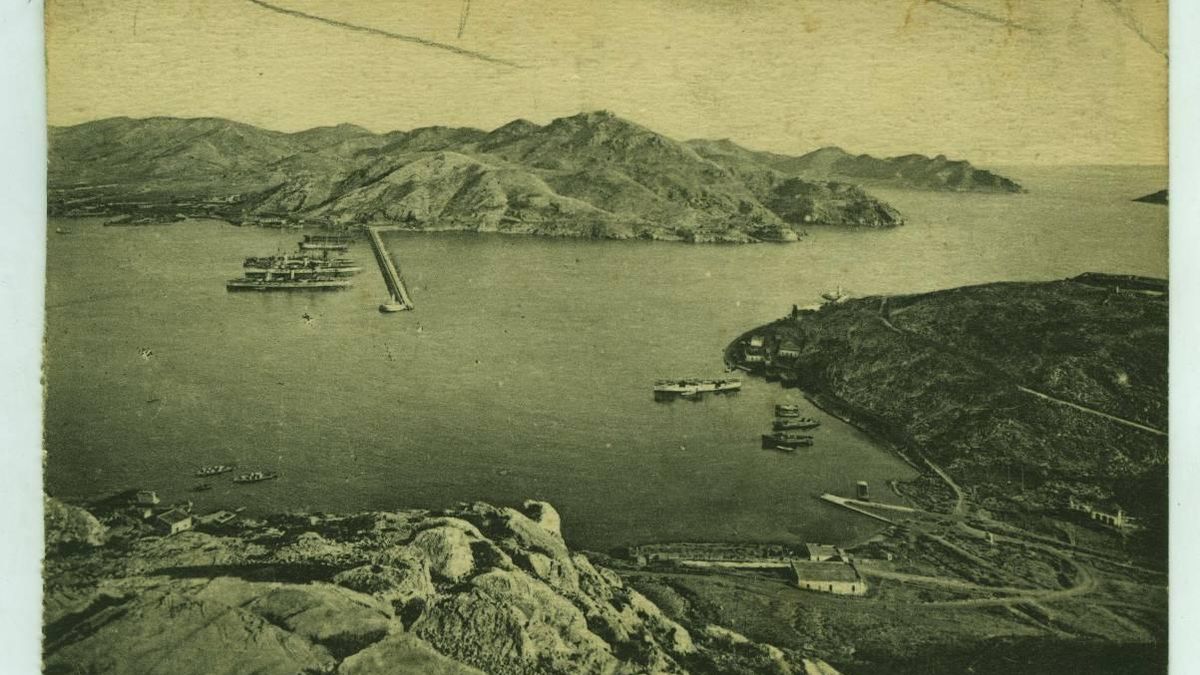 Foto del Puerto de Cartagena tomada desde el monte de San Julián en 1929.