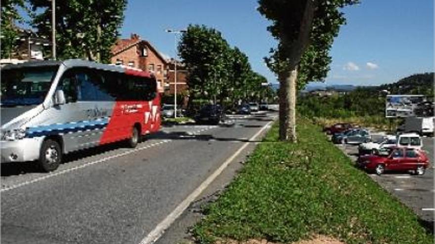 El punt consensuat per construir-hi l&#039;estació d&#039;autobusos és al pàrquing de la Font del Ros