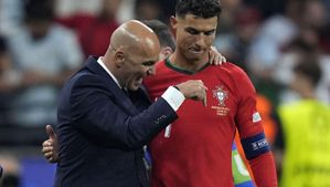 Roberto Martinez junto a Cristiano Ronaldo.