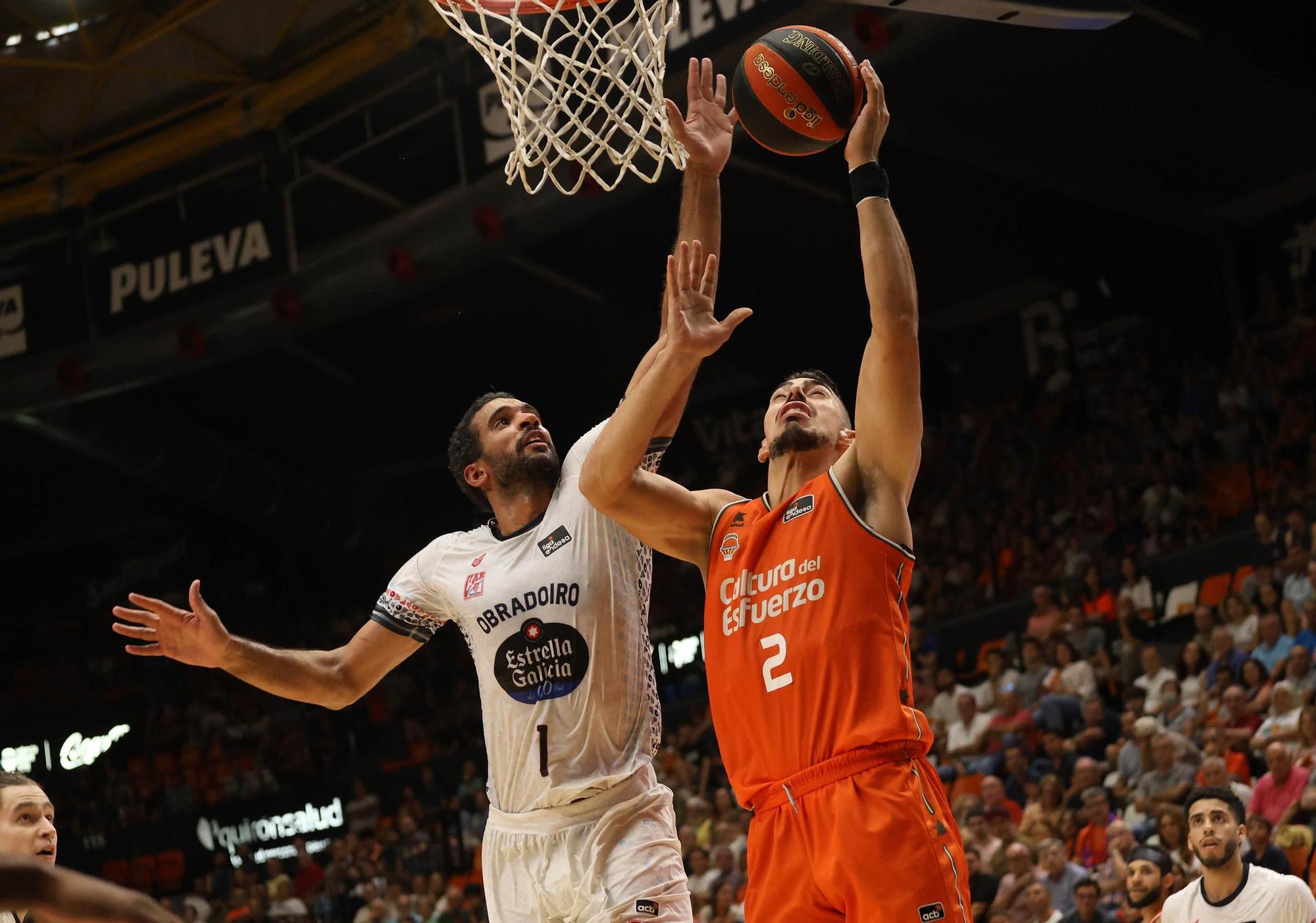 Las imágenes del Valencia Basket vs Monbus Obradoiro