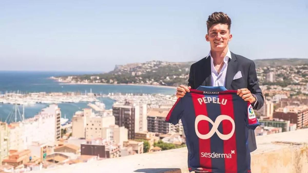 Pepelu tras renovar con el Levante
