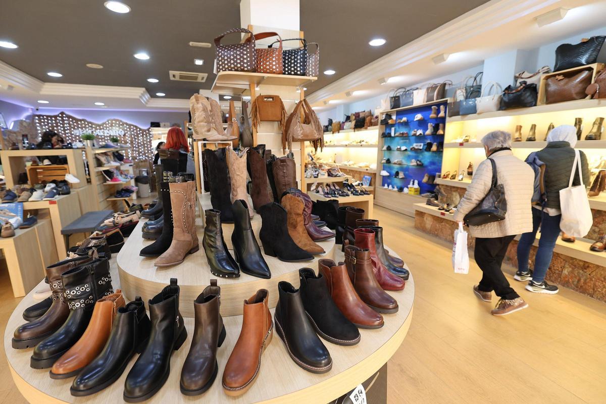 Mira aquí todas las fotos del primer día de rebajas en Ibiza