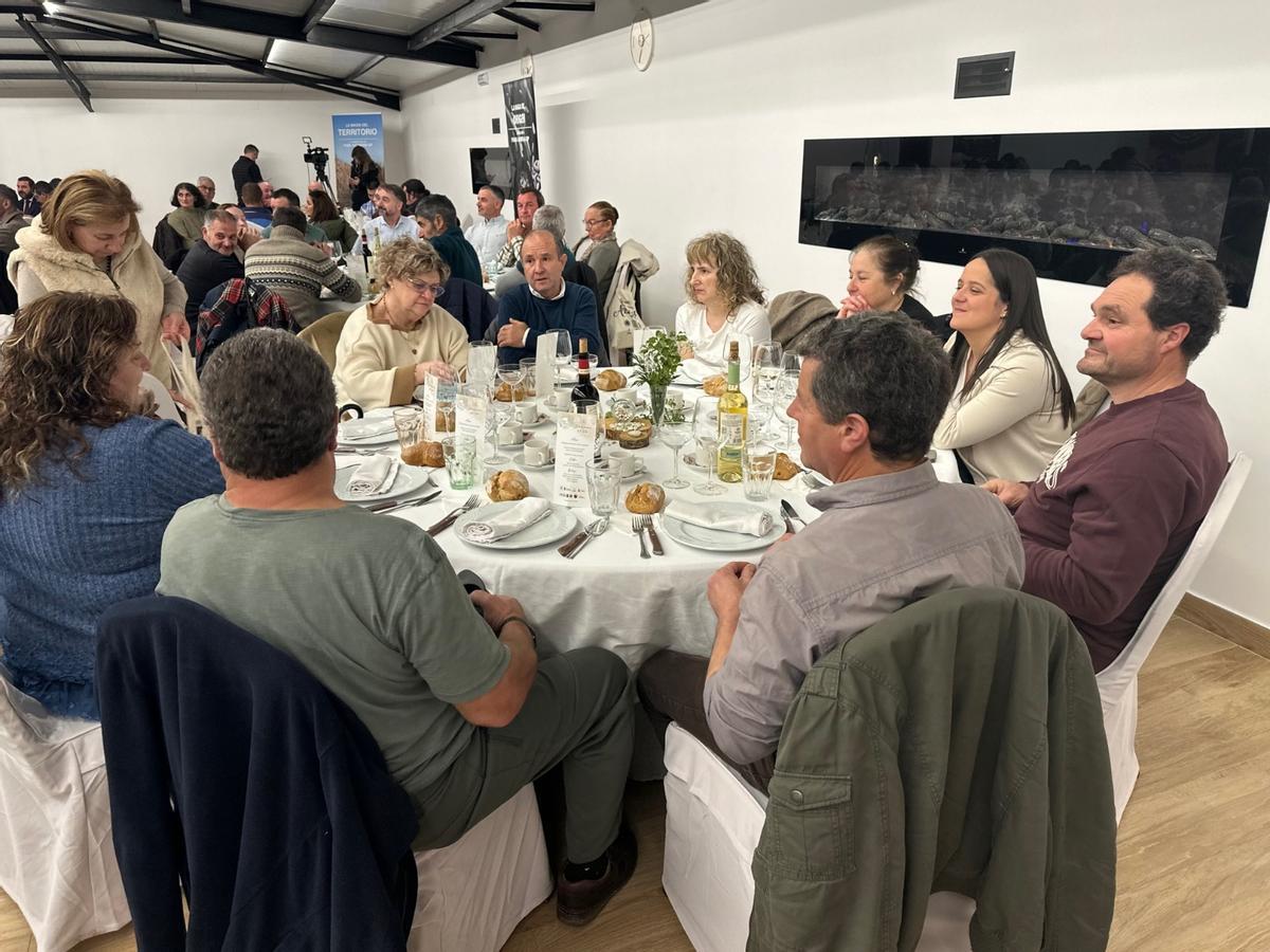 En imágenes: la gala de entrega de premios de la faba asturiana y la verdina, con sede en Luarca, derrocha ilusión