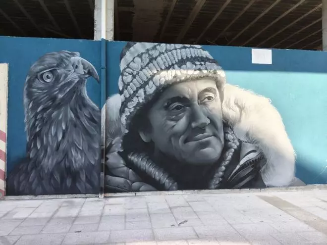Mural homenaje a Félix Rodríguez de la Fuente en A Estrada.