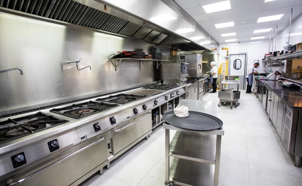 La cocina de la terraza Àtic.