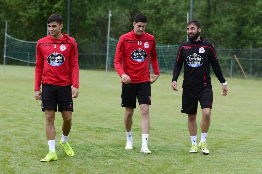 Los jugadores aumentan el ritmo en una nueva sesión para preparar la visita del Extremadura UD el próximo domingo a Riazor.