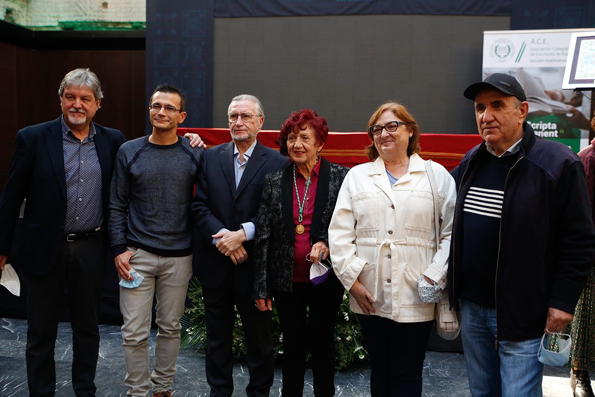 Juana Castro recibe el Premio de las Letras Andaluzas Elio Antonio de Nebrija