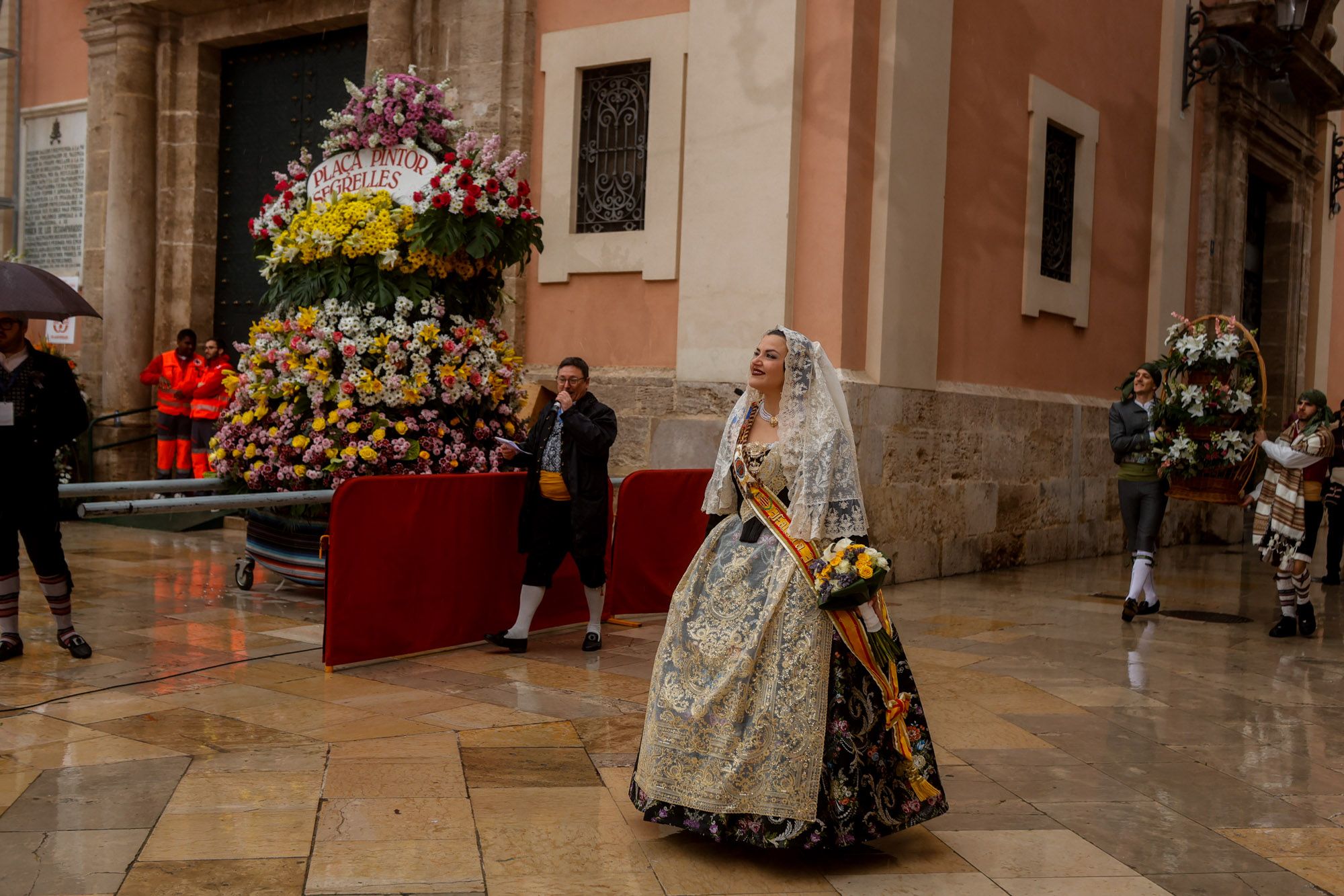 Falleras Mayores en la Ofrenda 2025. Día 18 (2/3)