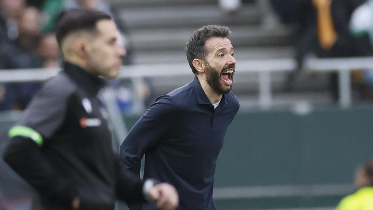 VALENCIA CF: ¡Vaya liada, Corberán!