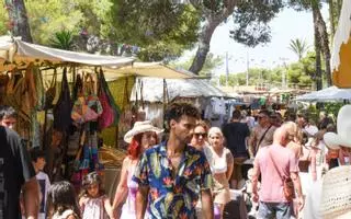 ¿Cuándo abre el Hippy Market de Punta Arabí?