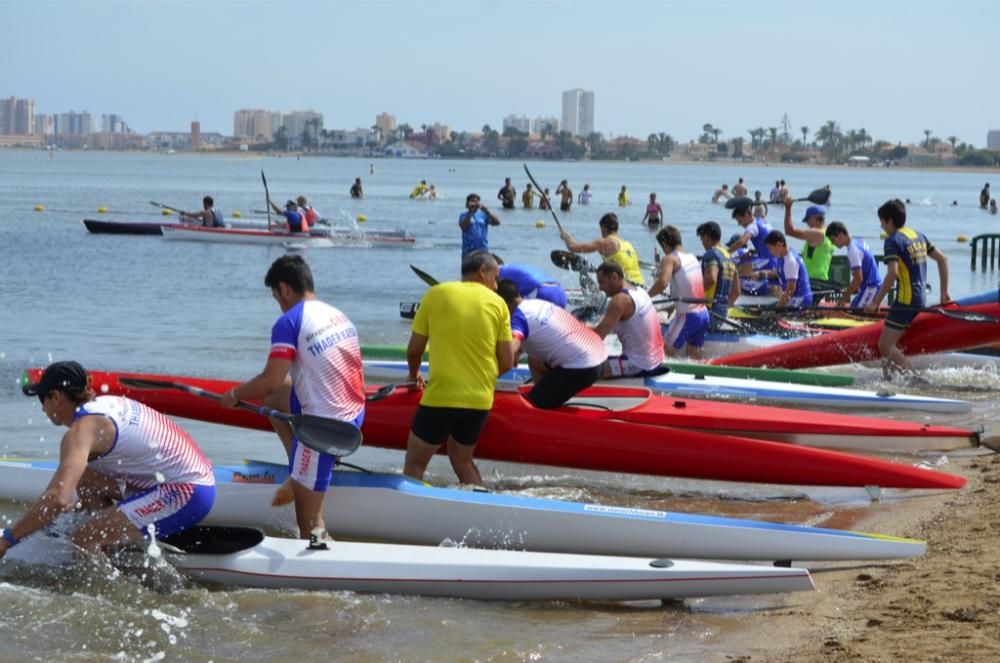 Liga Autonómica de Piragüismo en Playa Paraíso