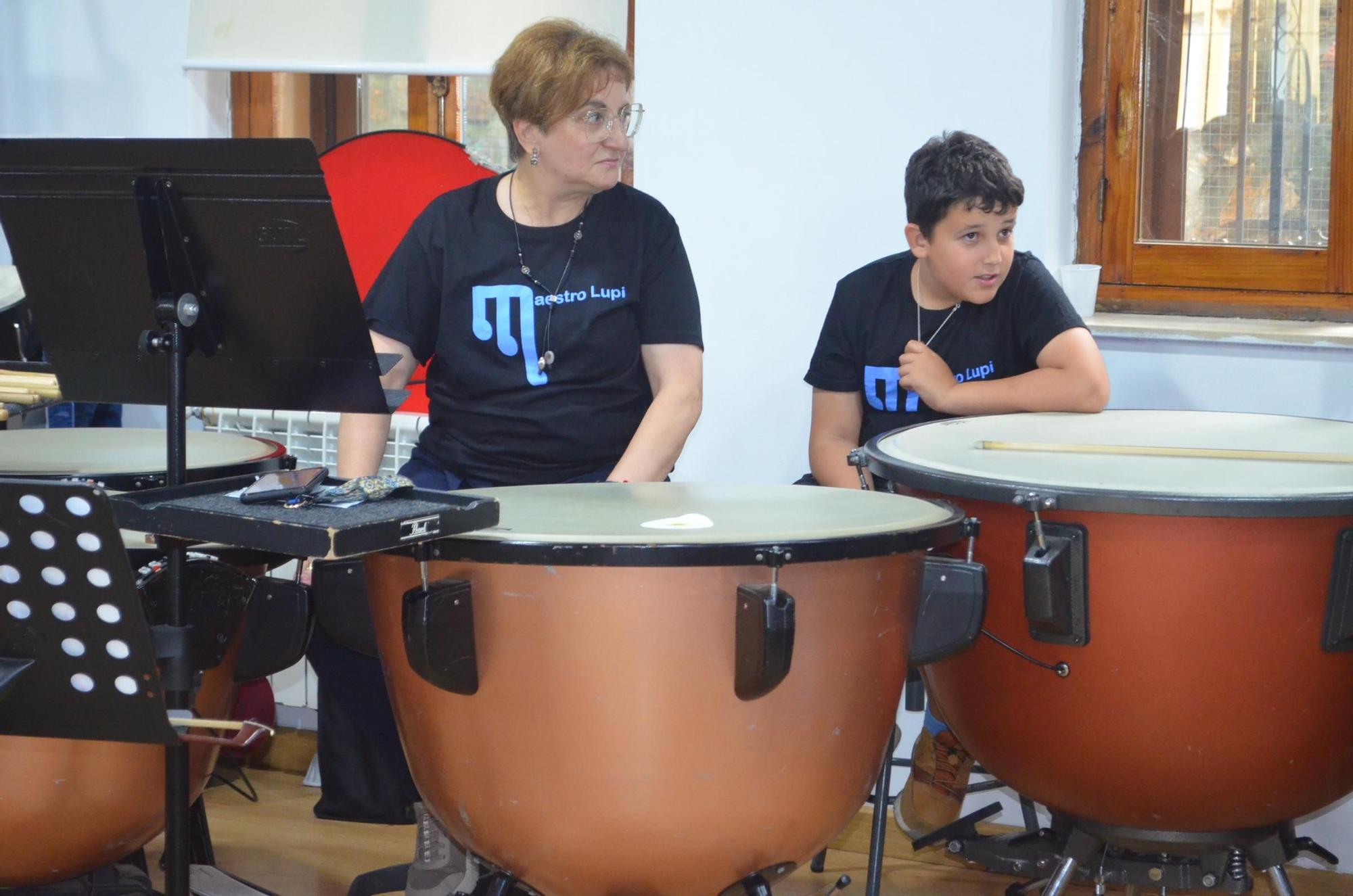 GALERÍA | La Banda Maestro Lupi despide el curso