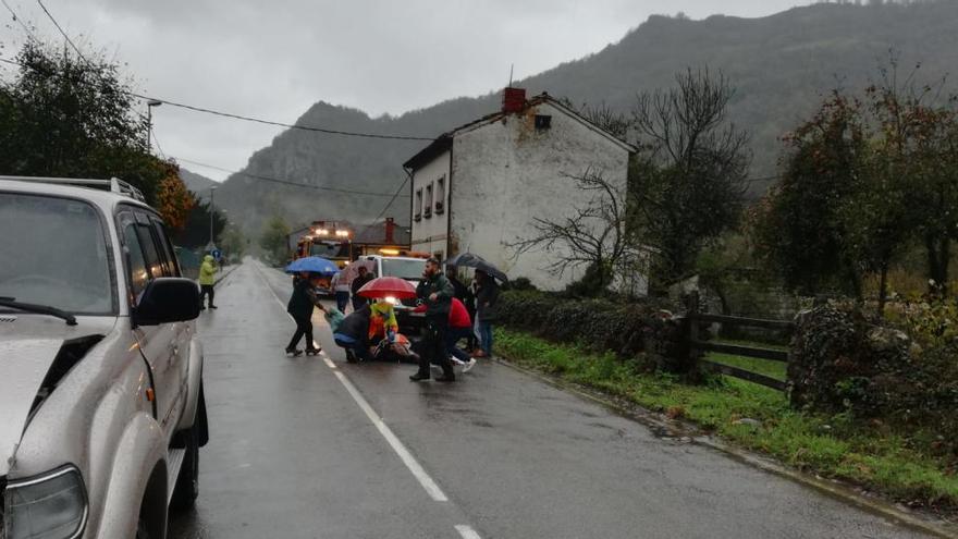 Fallece una mujer atropellada cuando iba al colegio electoral en Aller