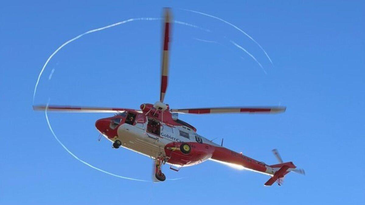 El helicóptero del GES rescata a un senderista en La Palma