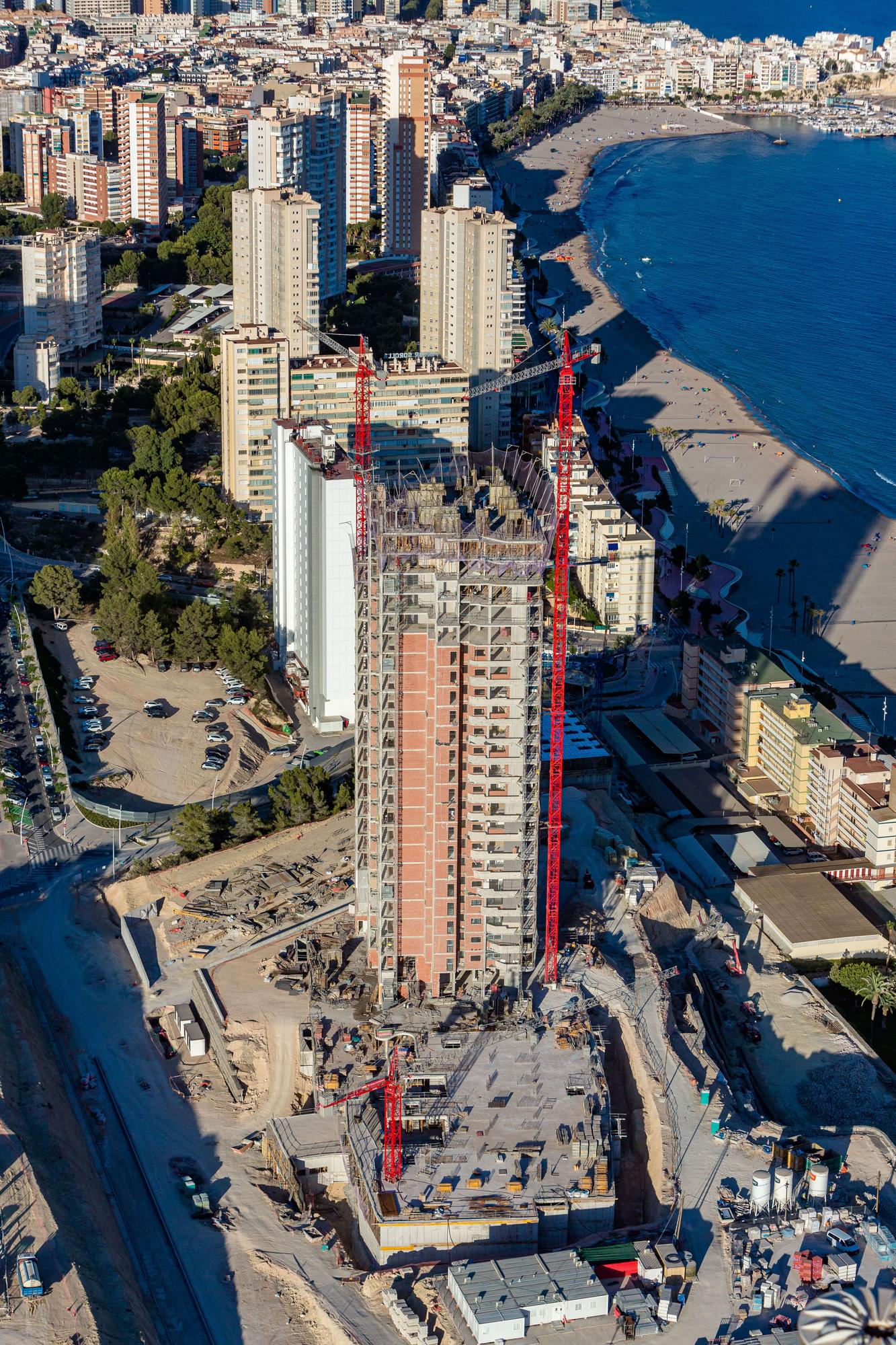 Imagen de la torres de apartamentos que construye TM en Benidorm