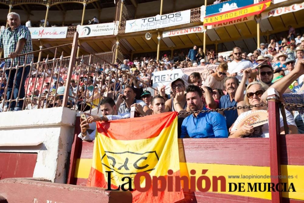 Ambiente en la corrida de rejones de la Feria de M