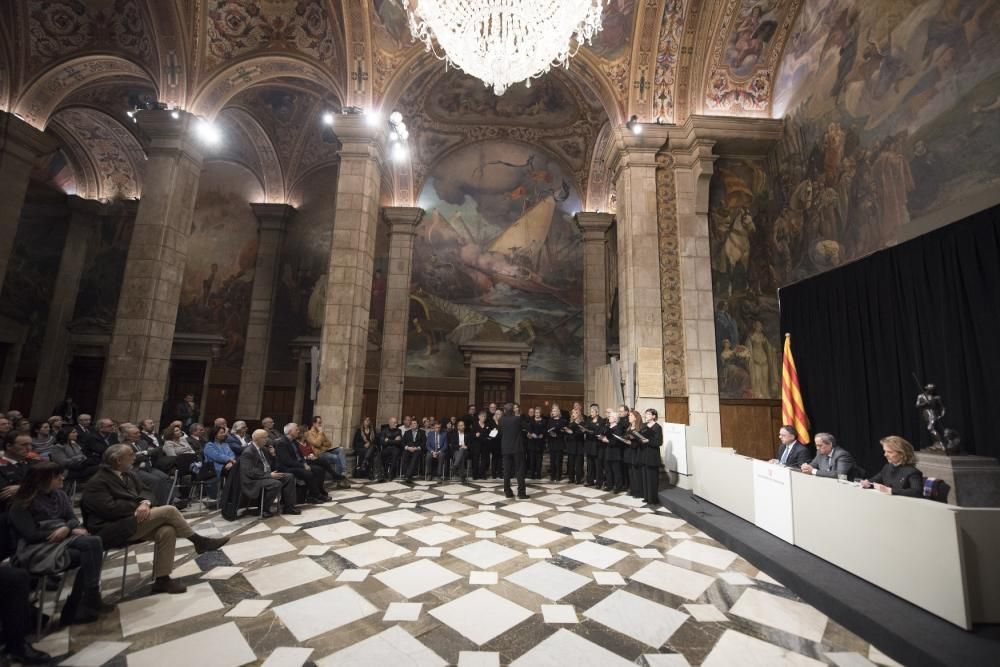 Solemnitat i orgull manresà en l'acte a Palau per