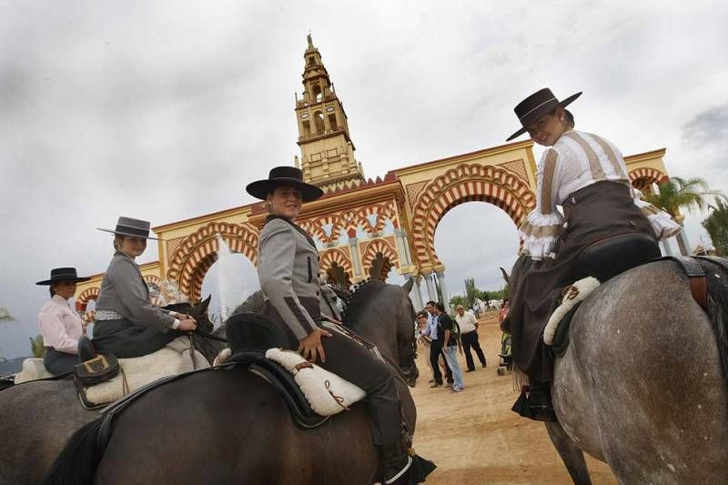 FOTOGALERÍA / DOMINGO DE FERIA EN EL ARENAL