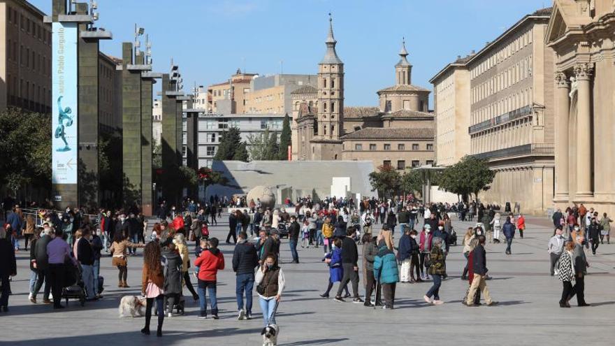 El crecimiento de la población de la capital aragonesa está por debajo del que ha experimentado la provincia de Zaragoza.  | ÁNGEL DE CASTRO