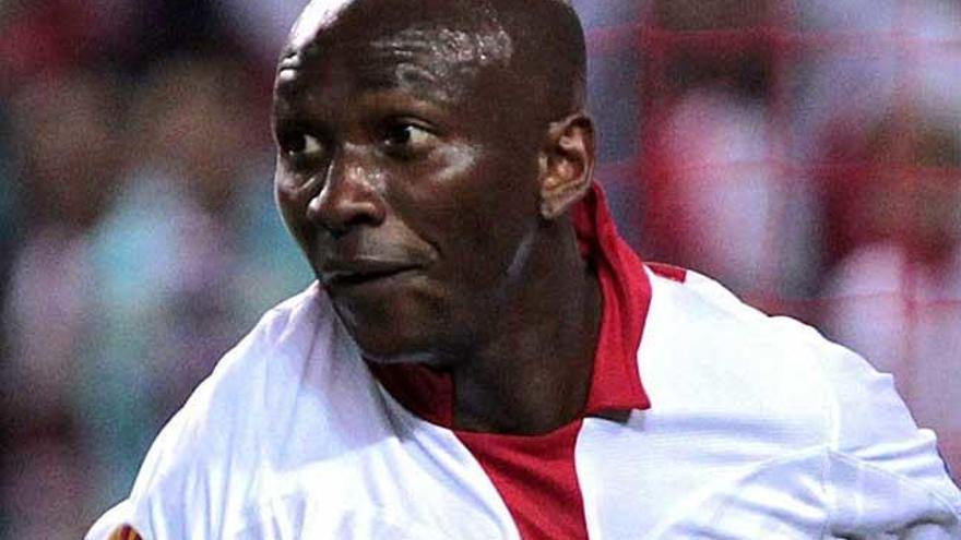 Stephane Mbia.