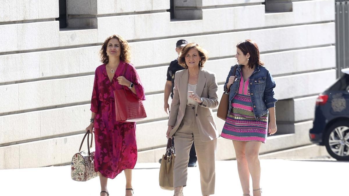 María Jesús Montero, Carmen Calvo y Adriana Lastra