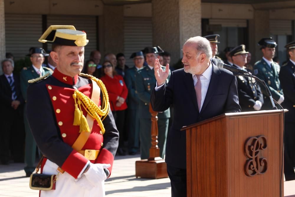 Acto del Día de la Hispanidad en el cuartel de El Rubín, en Oviedo