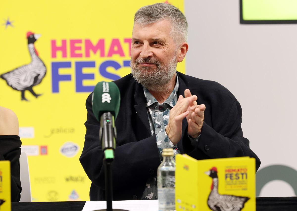 Homenaje a Manuel Bragado, el «padre literario» y editor impecable, durante el Hematofesti