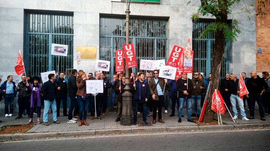 UGT acusa a la Junta de “jugar con la salud de los ciudadanos” ante los incumplimientos en el transporte sanitario