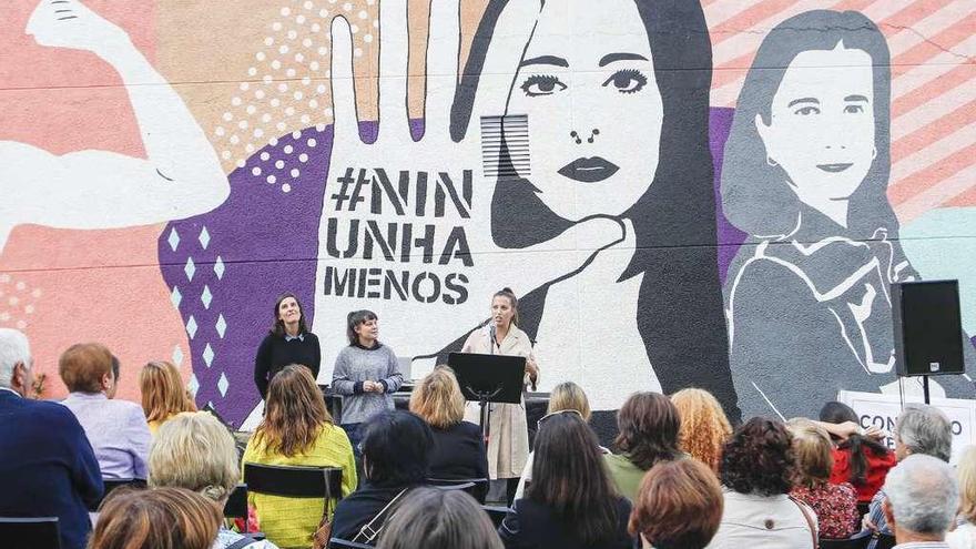 Inauguración, en Vigo, de un mural contra la violencia de género. // Ricardo Grobas