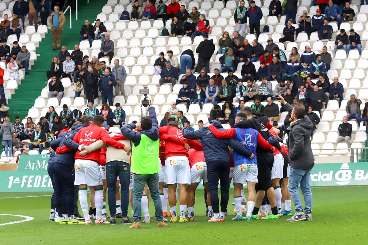 Las imágenes de la afición del Córdoba CF - Cultural Leonesa