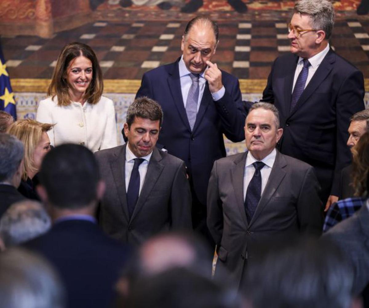 Multitudinaria manifestación contra la gestión de la riada que reunió el 9 de noviembre a 130.000 personas en València. | JM López