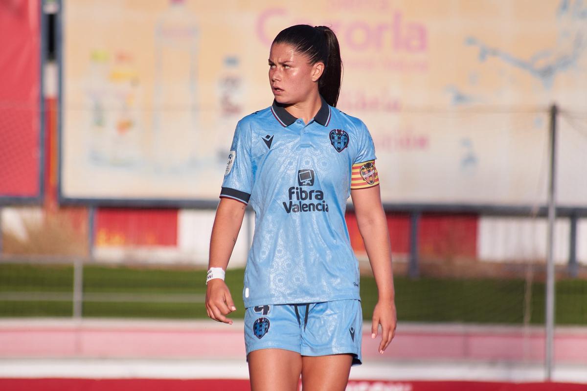 Méndez, en pretemporada con el Levante.