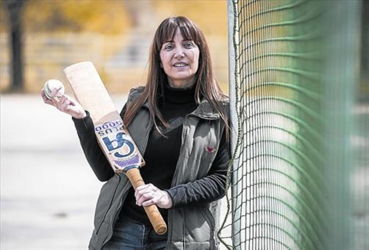 «El criquet me lhan anat explicant els jugadors»_MEDIA_1 «El criquet me lhan anat explicant els jugadors»_MEDIA_1