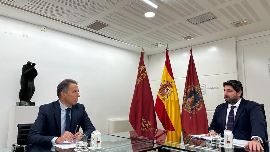 La Sanidad protagoniza la visita del alcalde de Lorca a San Esteban