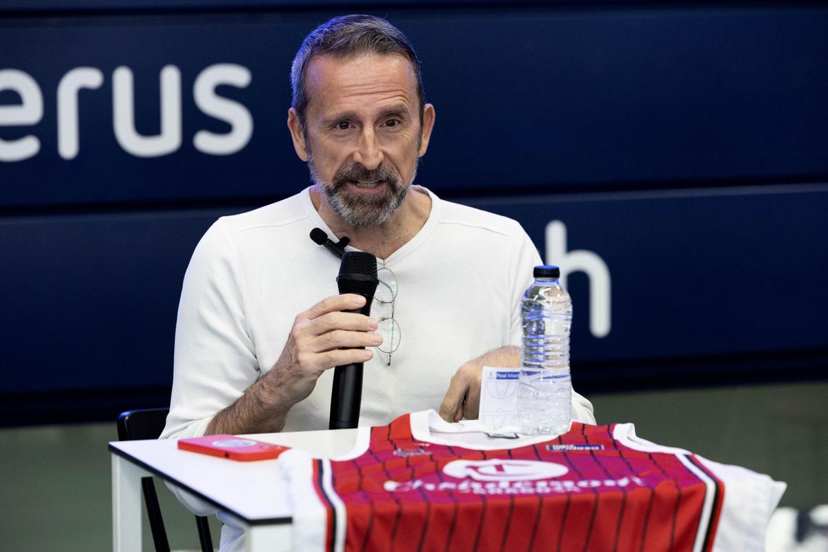 PRESENTACION DE JOAN PLAZA COMO NUEVO ENTRENADOR DEL CASADEMONT DE BALONCESTO MASCULINO LIGA ACB
