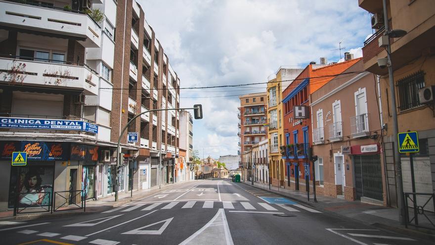 Se cerrará al tráfico el lunes en Mérida un tramo de la avenida de Extremadura por obras