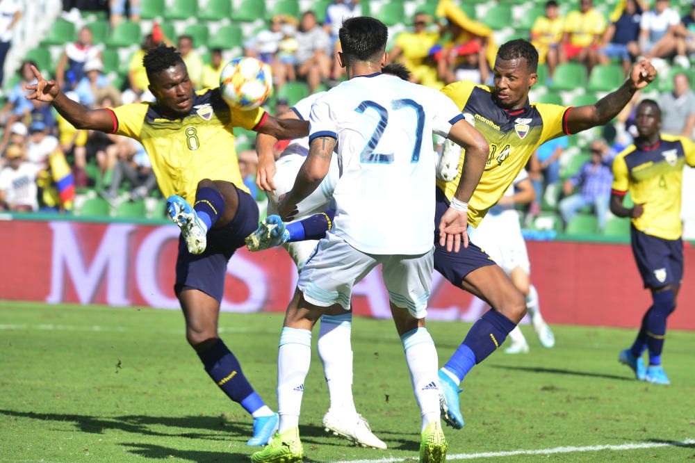 Argentina vence a Ecuador en el Martínez Valero