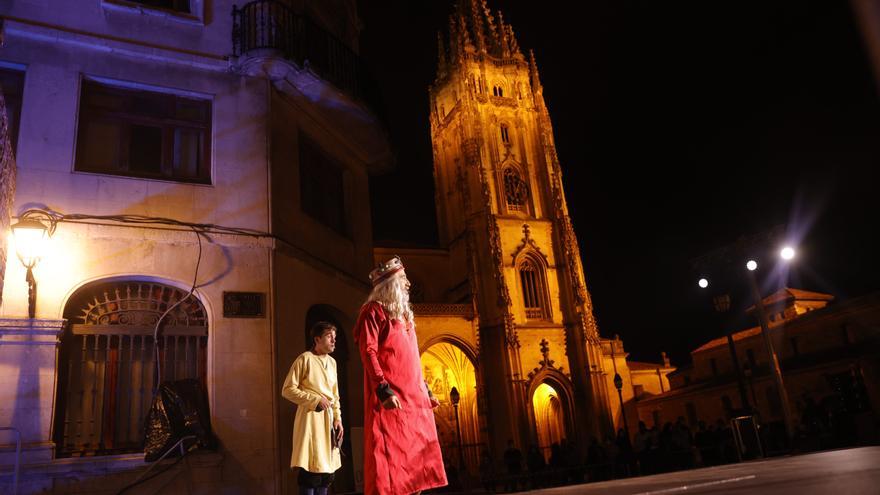 Recreación histórica en la plaza de la Catedral: así empieza el Camino