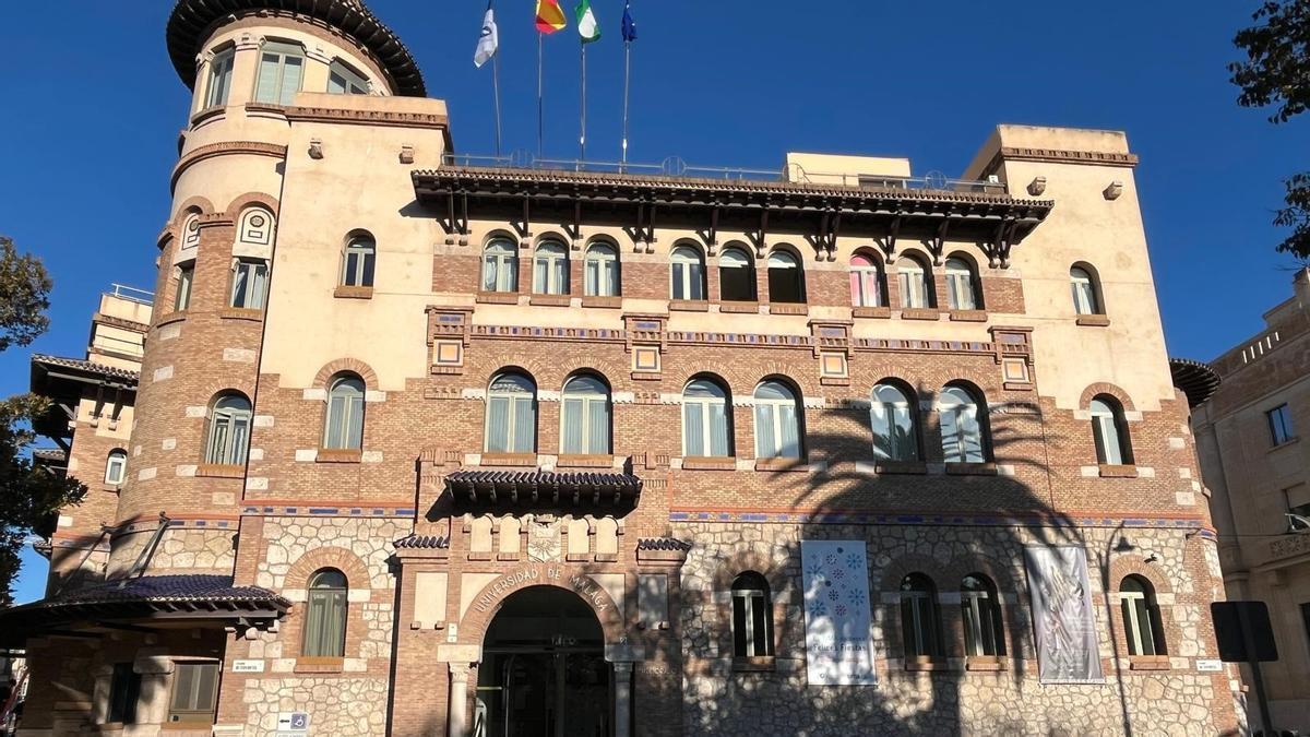 Archivo - Edificio principal del Rectorado de la Universidad de Málaga, UMA.