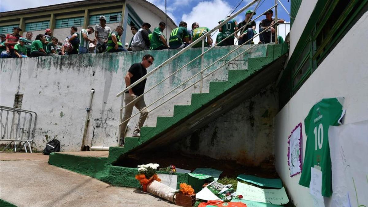 Las muestras de dolor siguen sucediéndose por la tragedia del Chapecoense