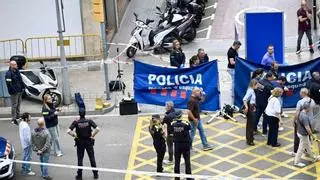Muerto un hombre de un tiro en la cabeza en la calle de Balmes de Barcelona